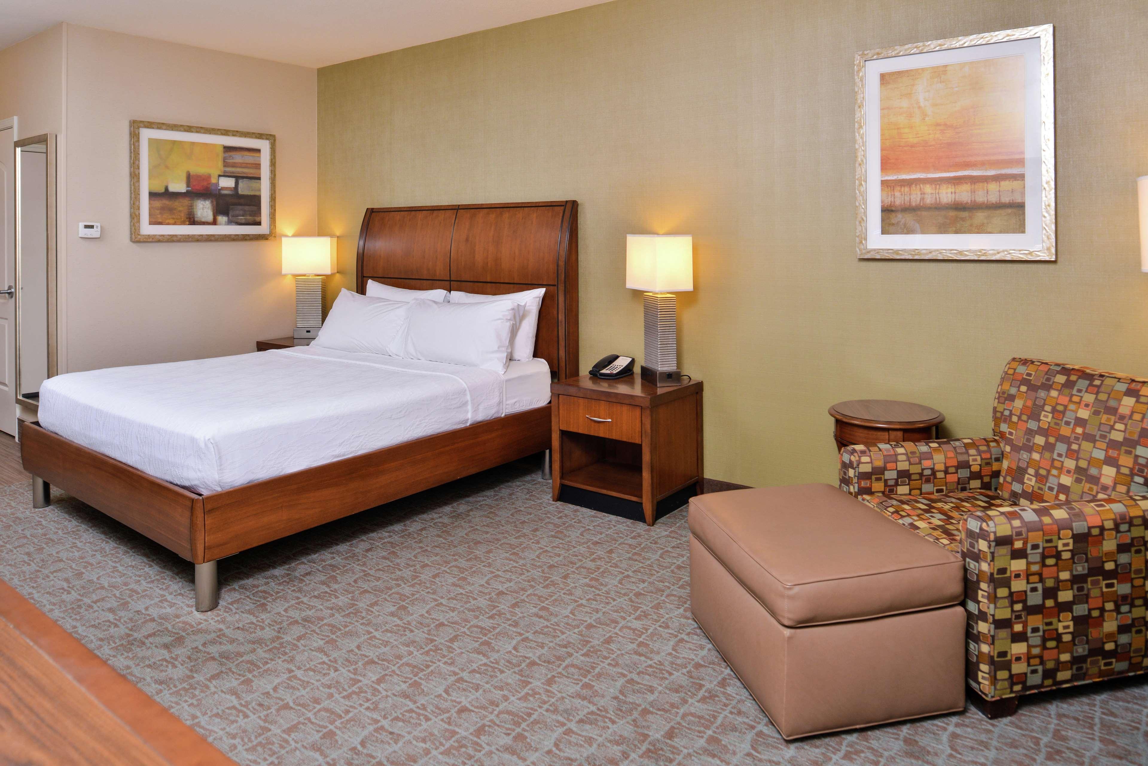 Hilton Garden Inn Boise Spectrum Екстер'єр фото