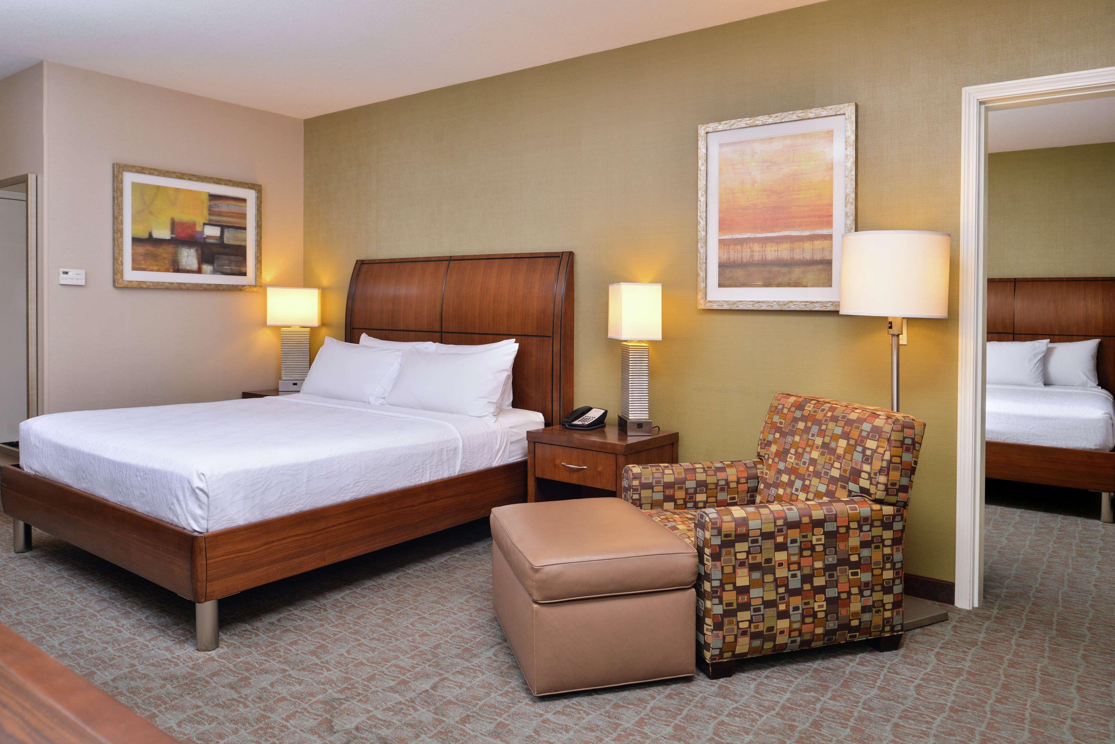 Hilton Garden Inn Boise Spectrum Екстер'єр фото