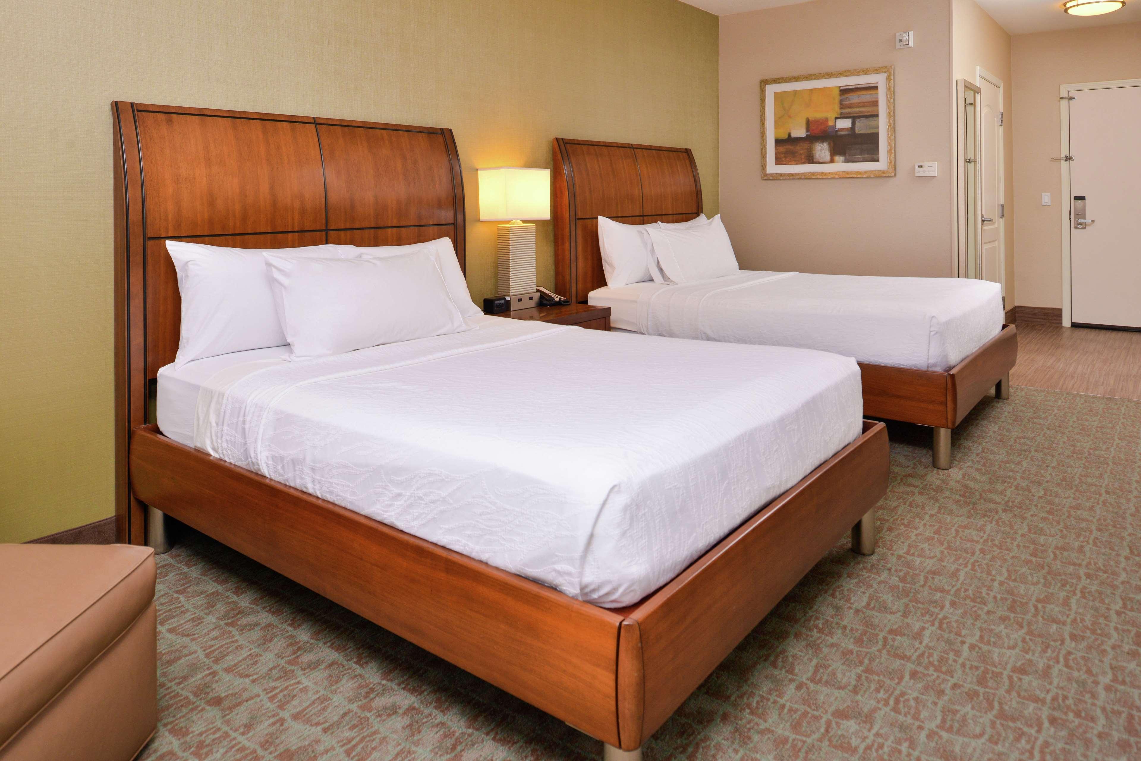 Hilton Garden Inn Boise Spectrum Екстер'єр фото