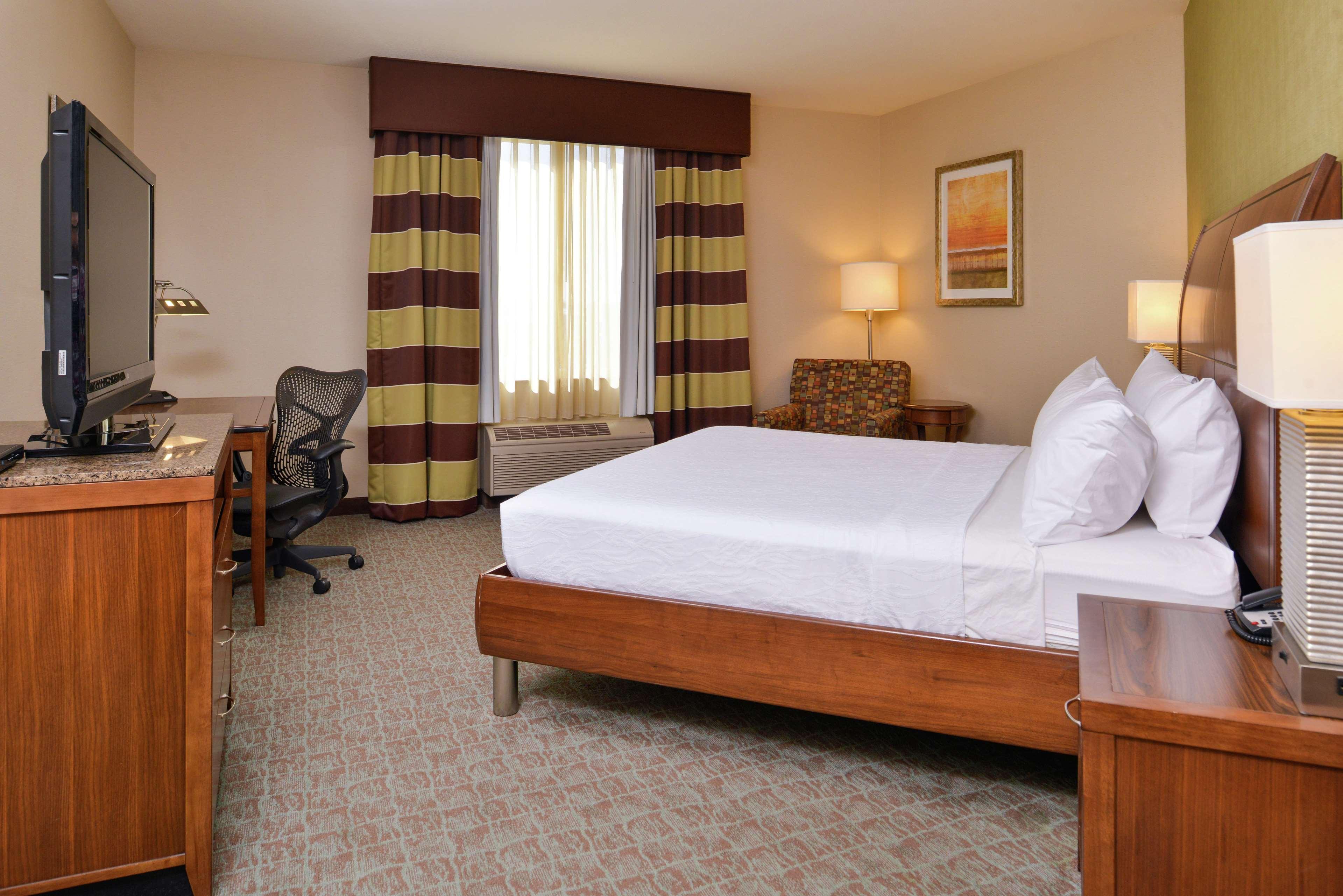 Hilton Garden Inn Boise Spectrum Екстер'єр фото
