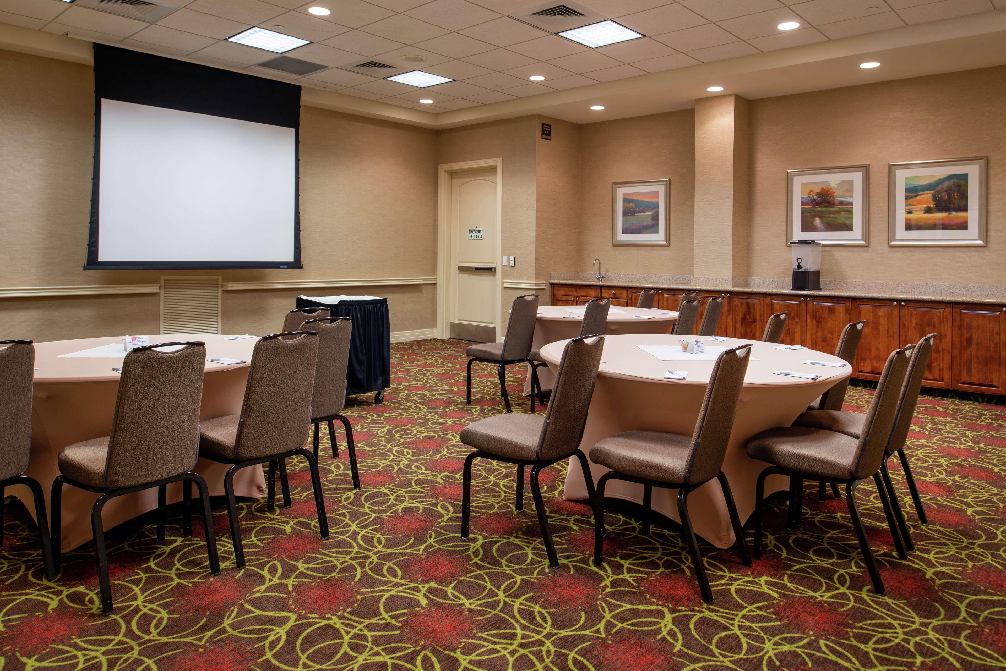 Hilton Garden Inn Boise Spectrum Екстер'єр фото