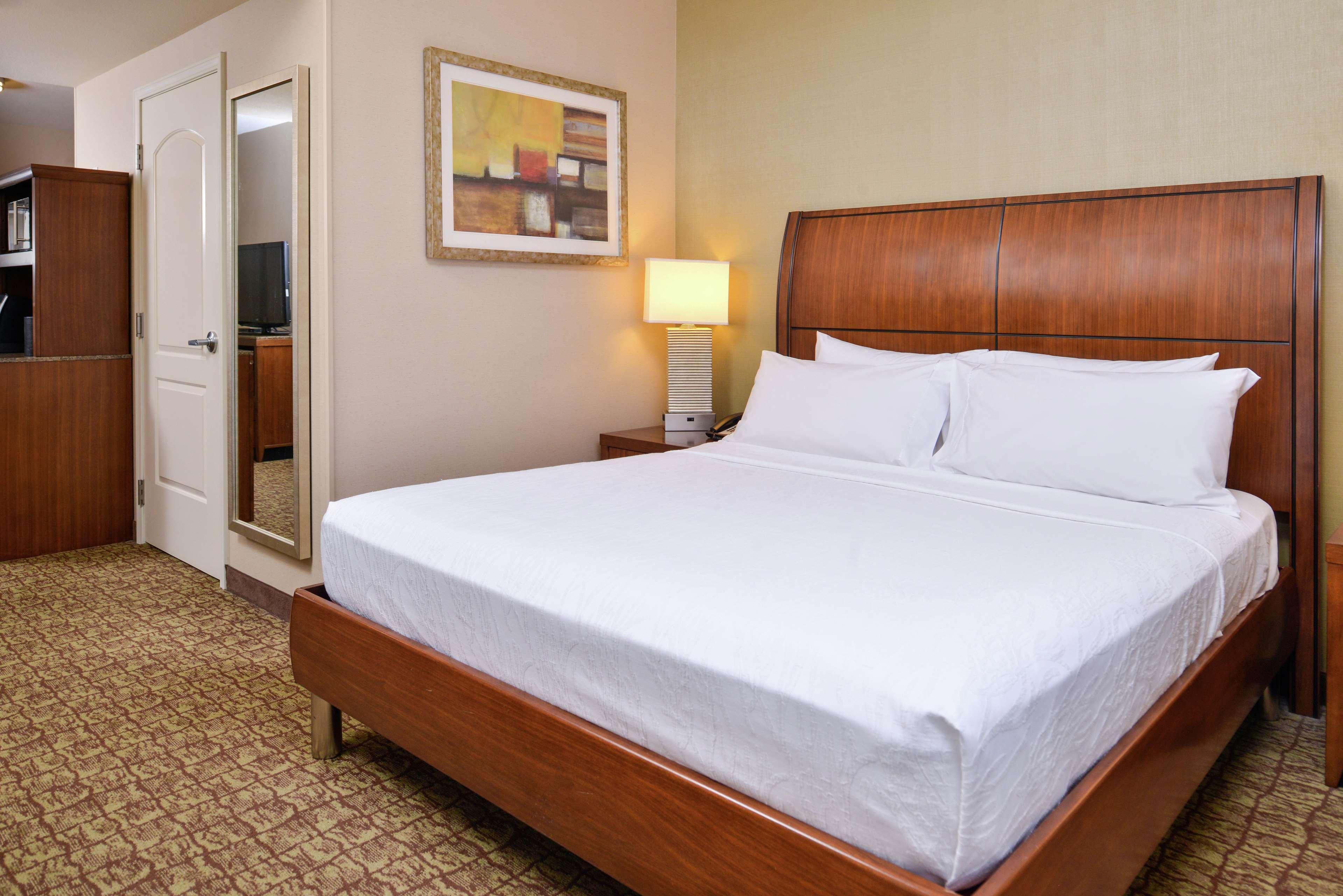 Hilton Garden Inn Boise Spectrum Екстер'єр фото