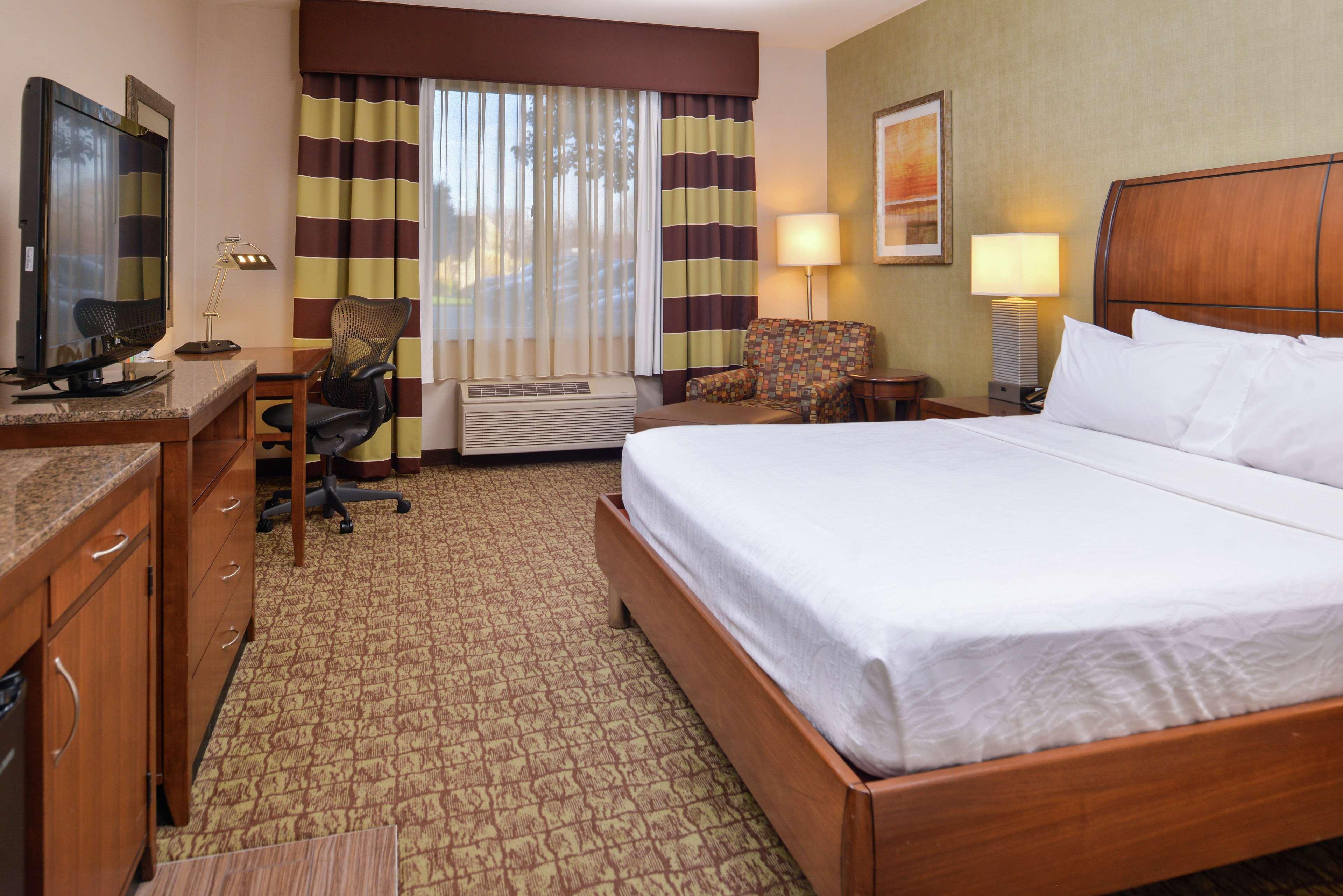 Hilton Garden Inn Boise Spectrum Екстер'єр фото