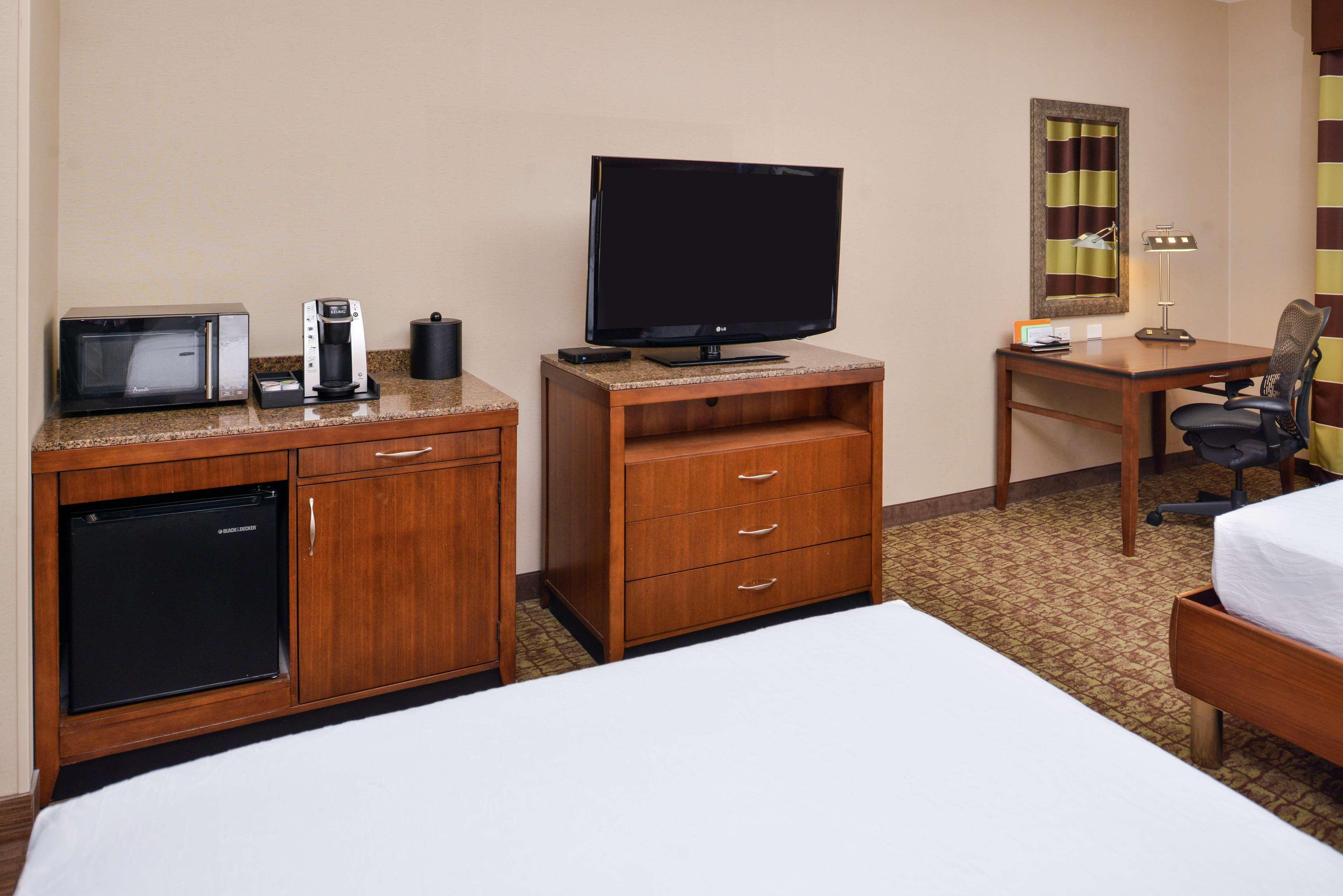 Hilton Garden Inn Boise Spectrum Екстер'єр фото